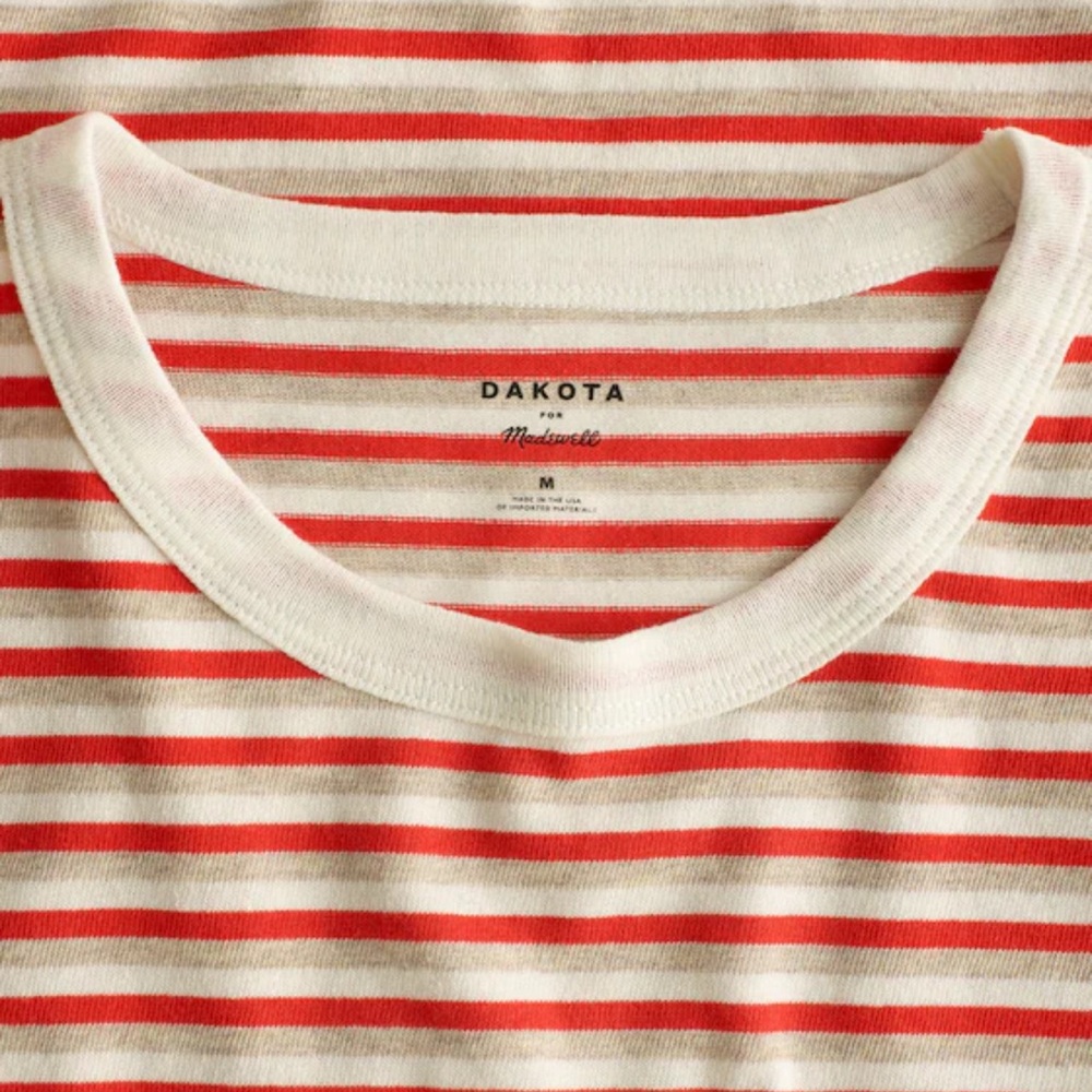 The Dakota Perfect Crew Neck Tee Size S - Picture 4 of 9